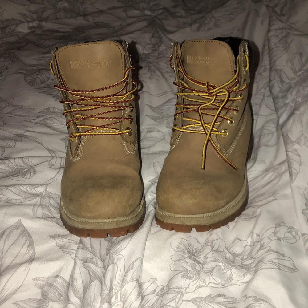 Waterproof rugged outback boots